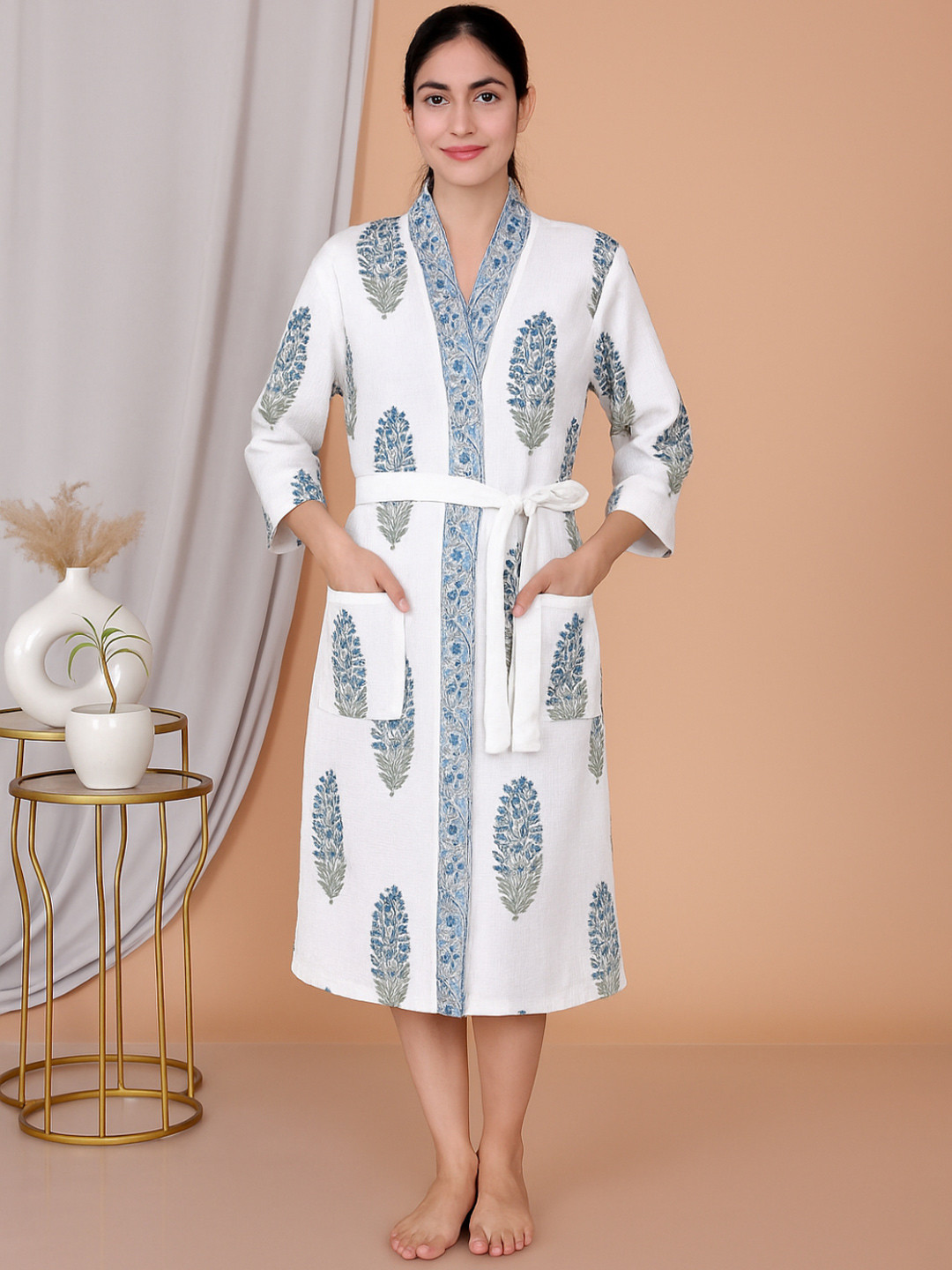 LIVING ROOTS Blue & White Handblock Printed Bathrobe