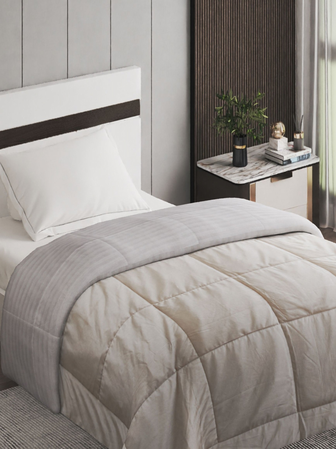 Home Centre Grey 553 GSM Single Bed Quilt