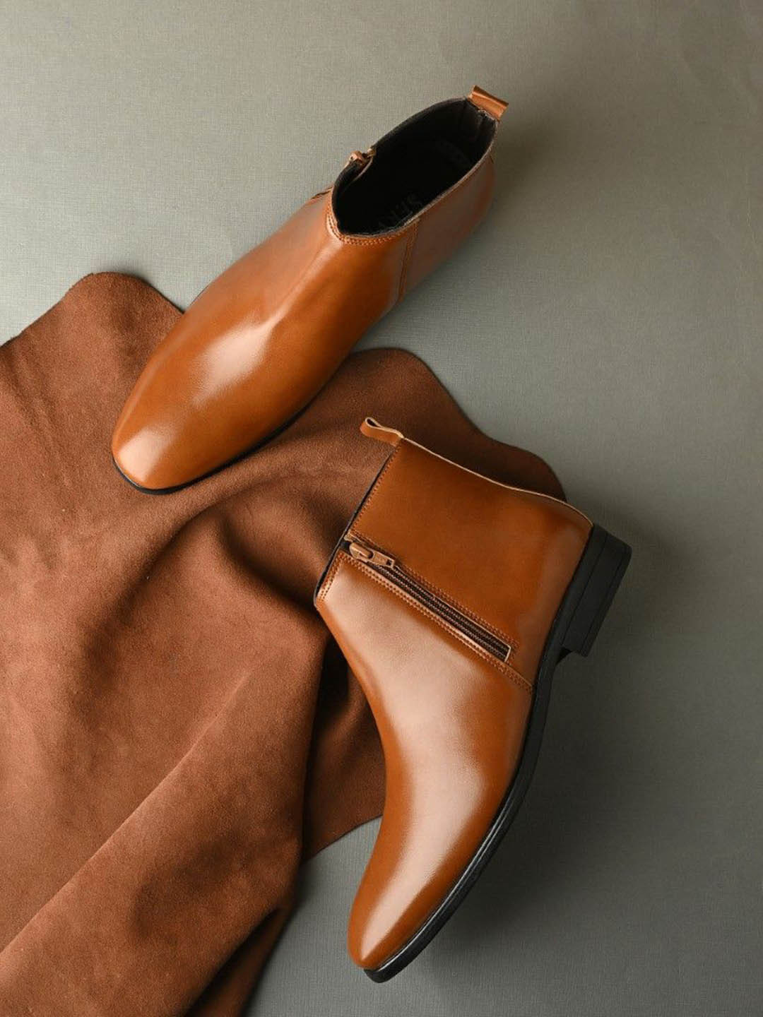 SERVER Men Leather Soild Chelsea Boots