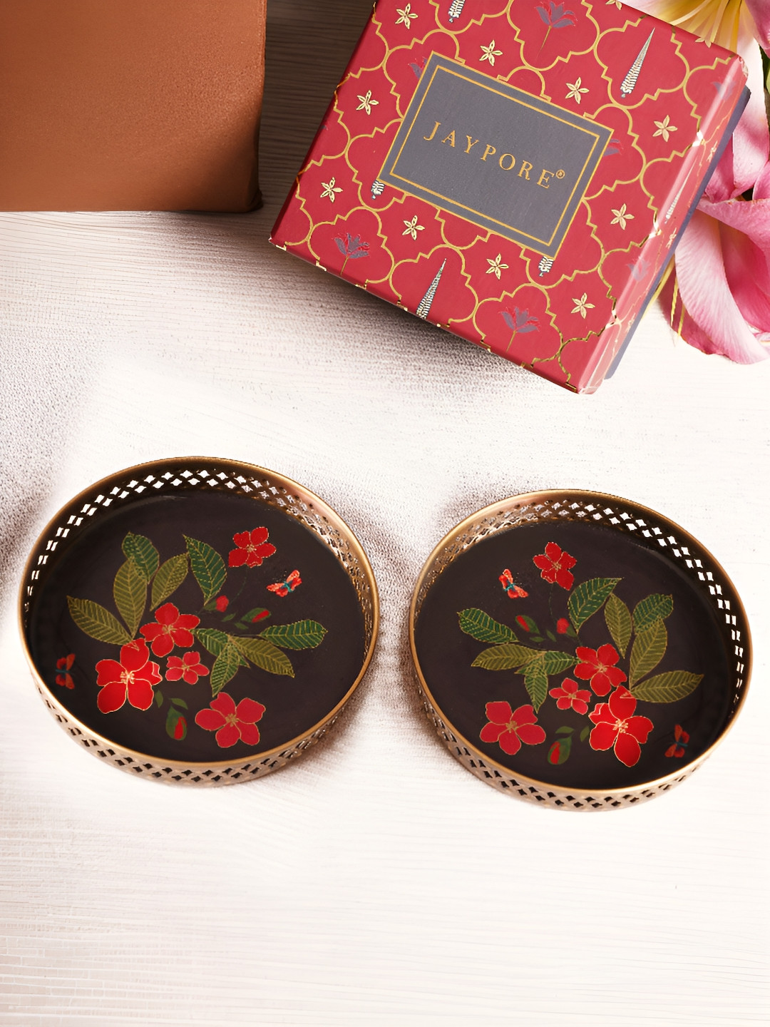 JAYPORE Black & Red 2 Pieces Printed Round Serving Trays