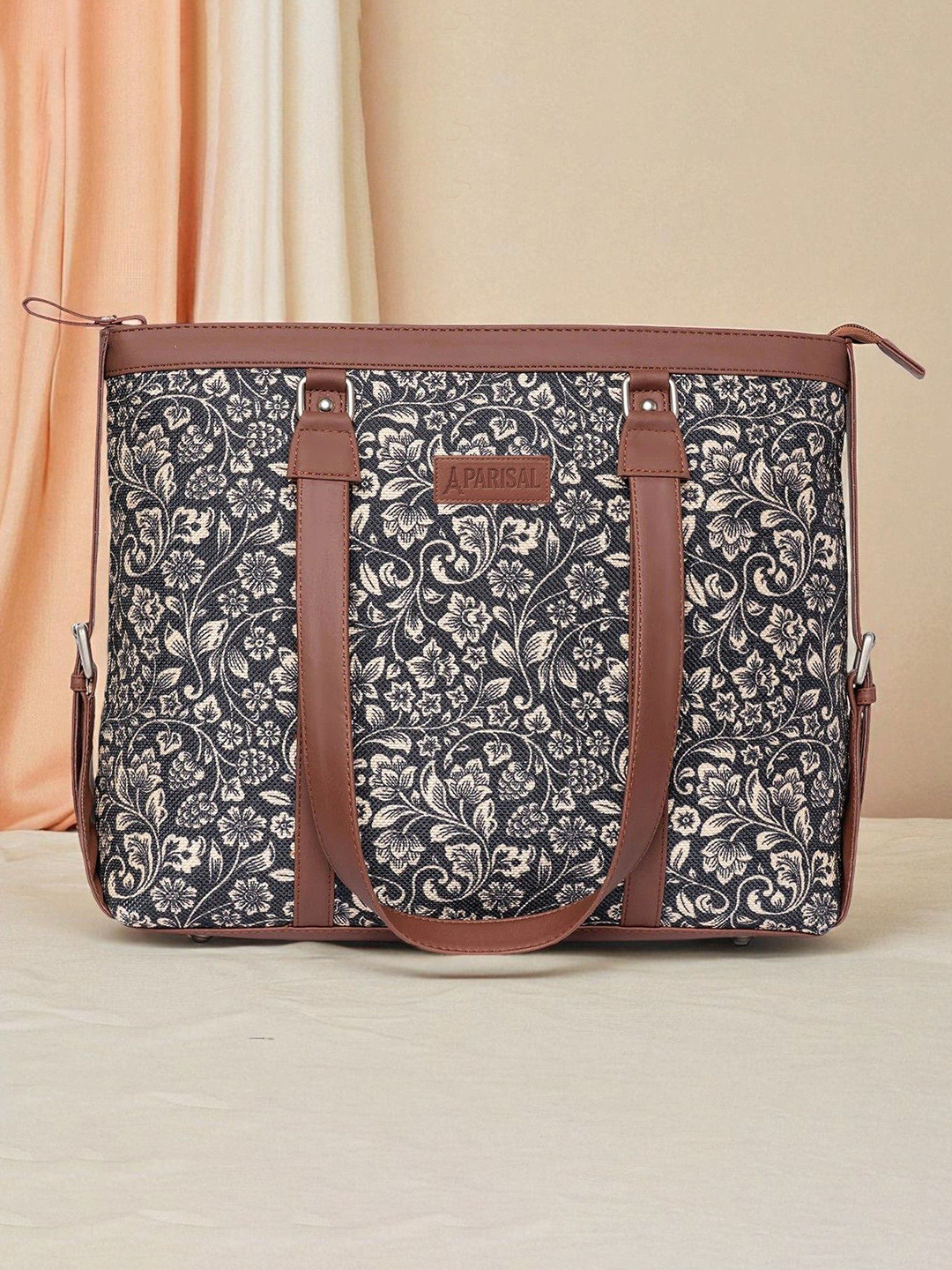 PARISAL Women Floral Printed Structured Leather Tote Bag