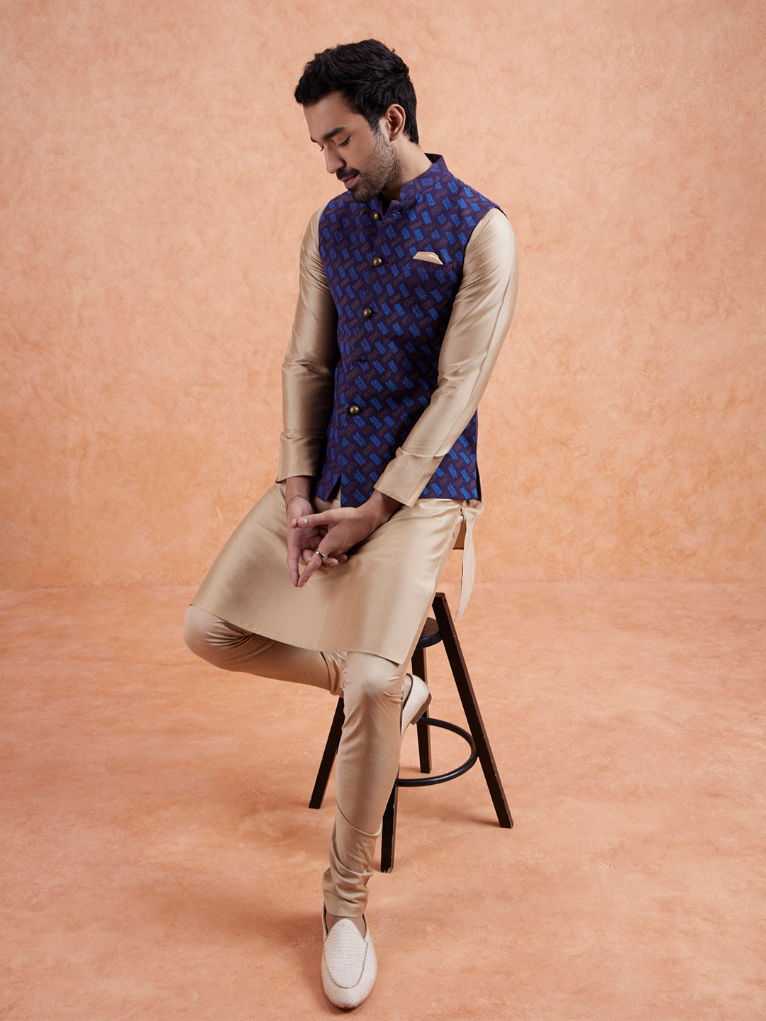 KISAH Men Gold-Coloured Printed Kurta with Churidar