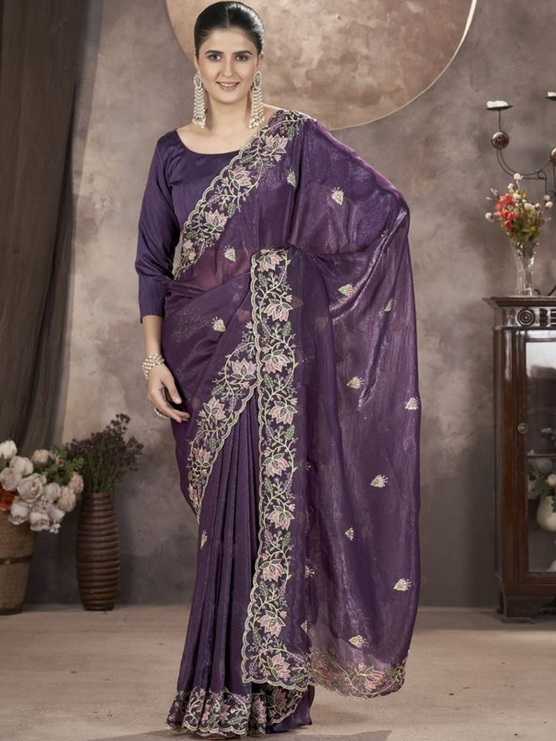 HERE&NOW Women Embellished Embroidered Net Saree With An Unstitched Blouse Piece