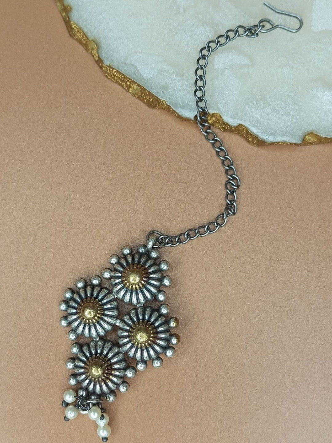 Sangria Silver-Plated Artificial Stones and Beads Studded Maang Tikka Head Jewellery