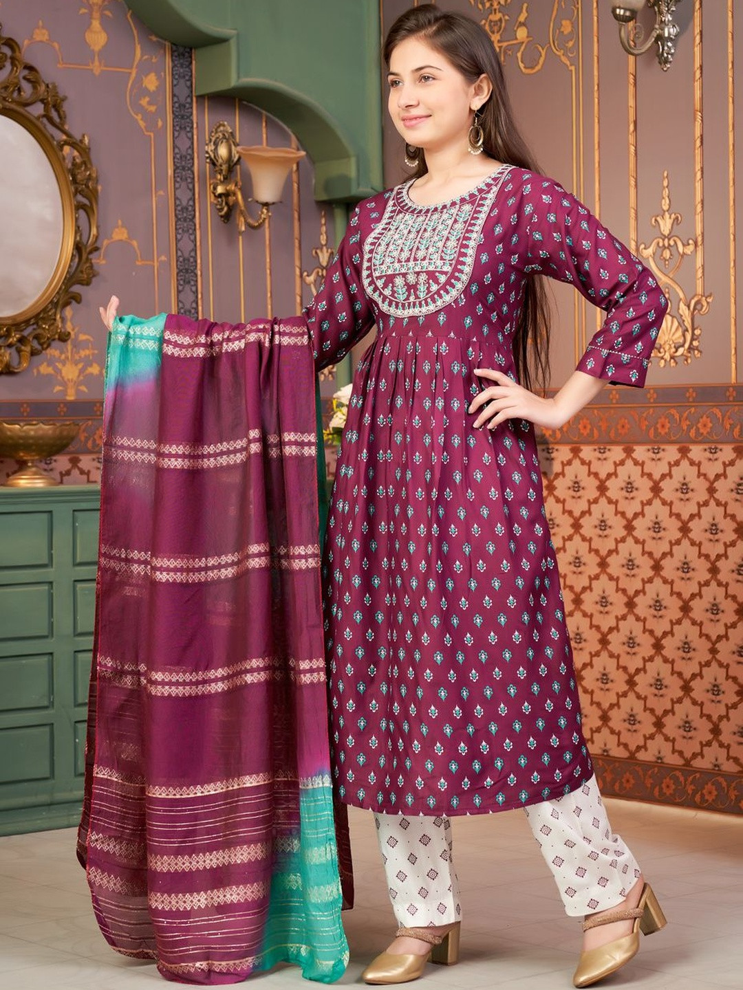 Muhuratam Girls Ethnic Wear Purple-White Colour Floral Print Rayon Kurti Pant Set