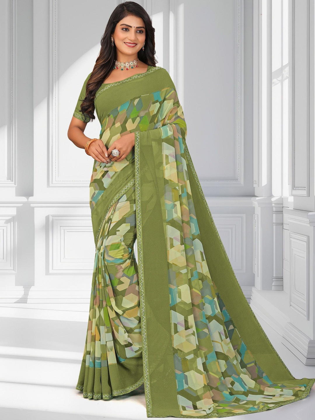 Laxmipati Geometric Printed Saree With Blouse Picece