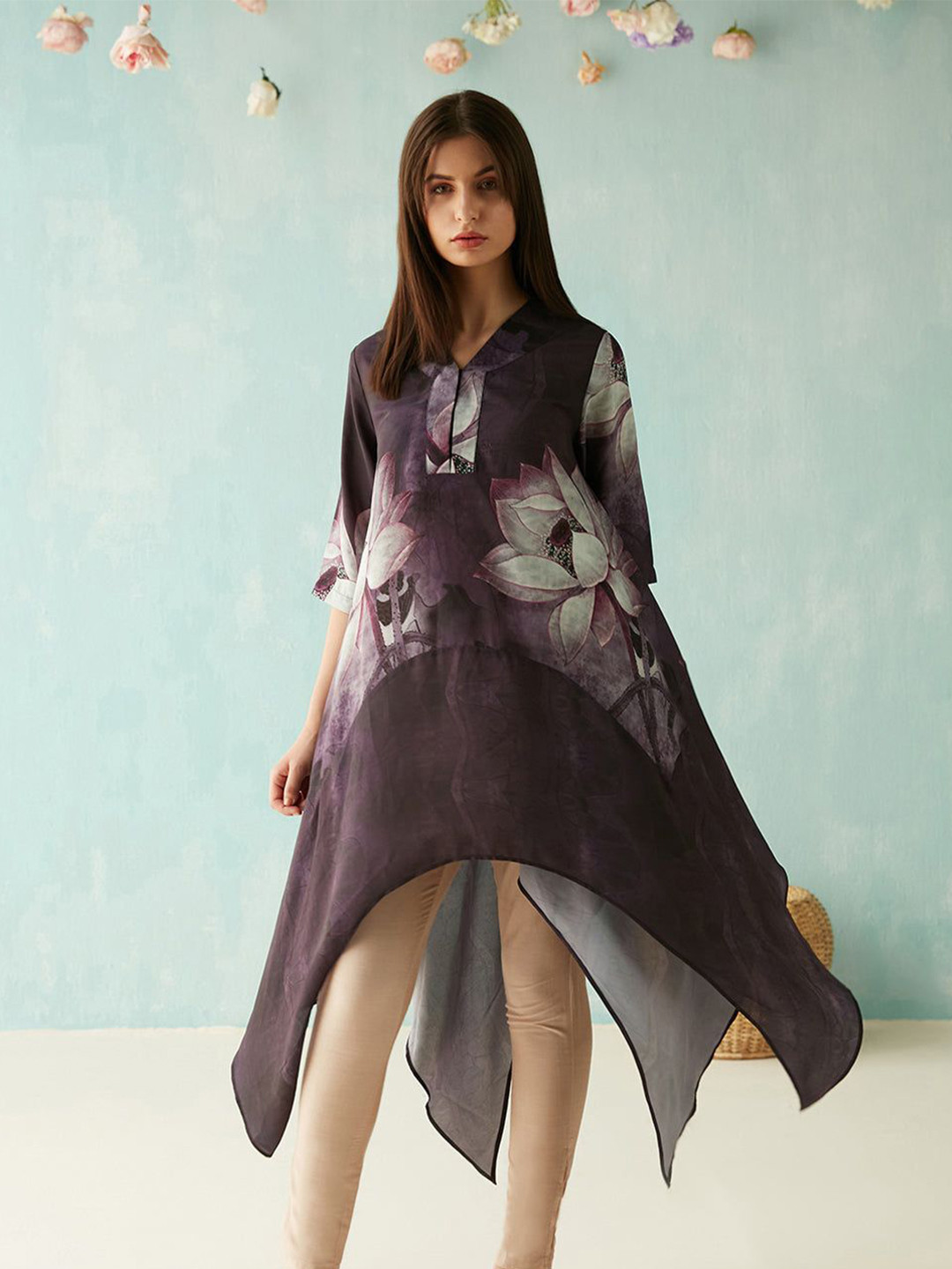 CHIQUE Floral Print Asymmetric Hem A-Line Kurta