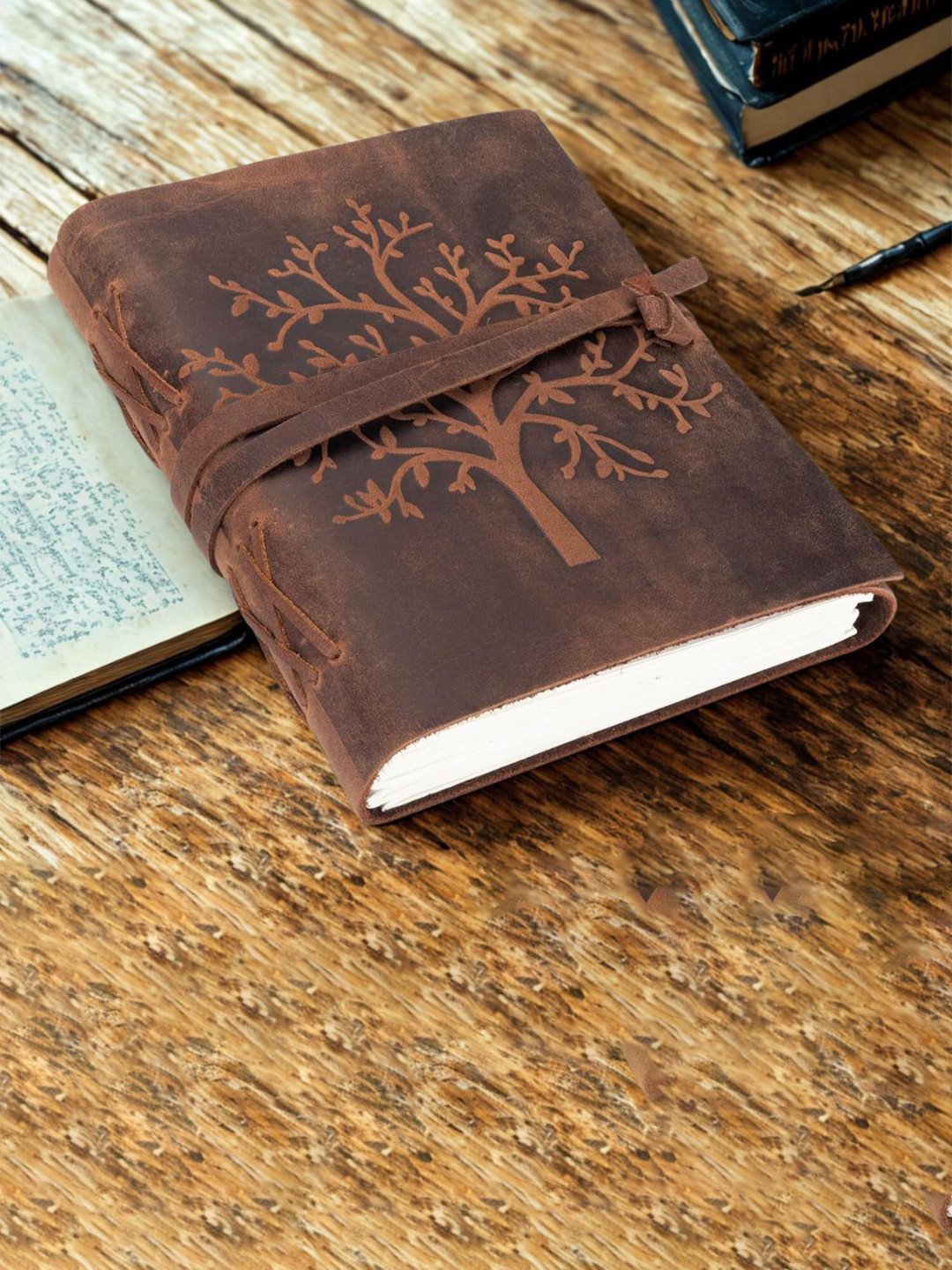 SWISS HORN Self-Design Leather Diary with Closure