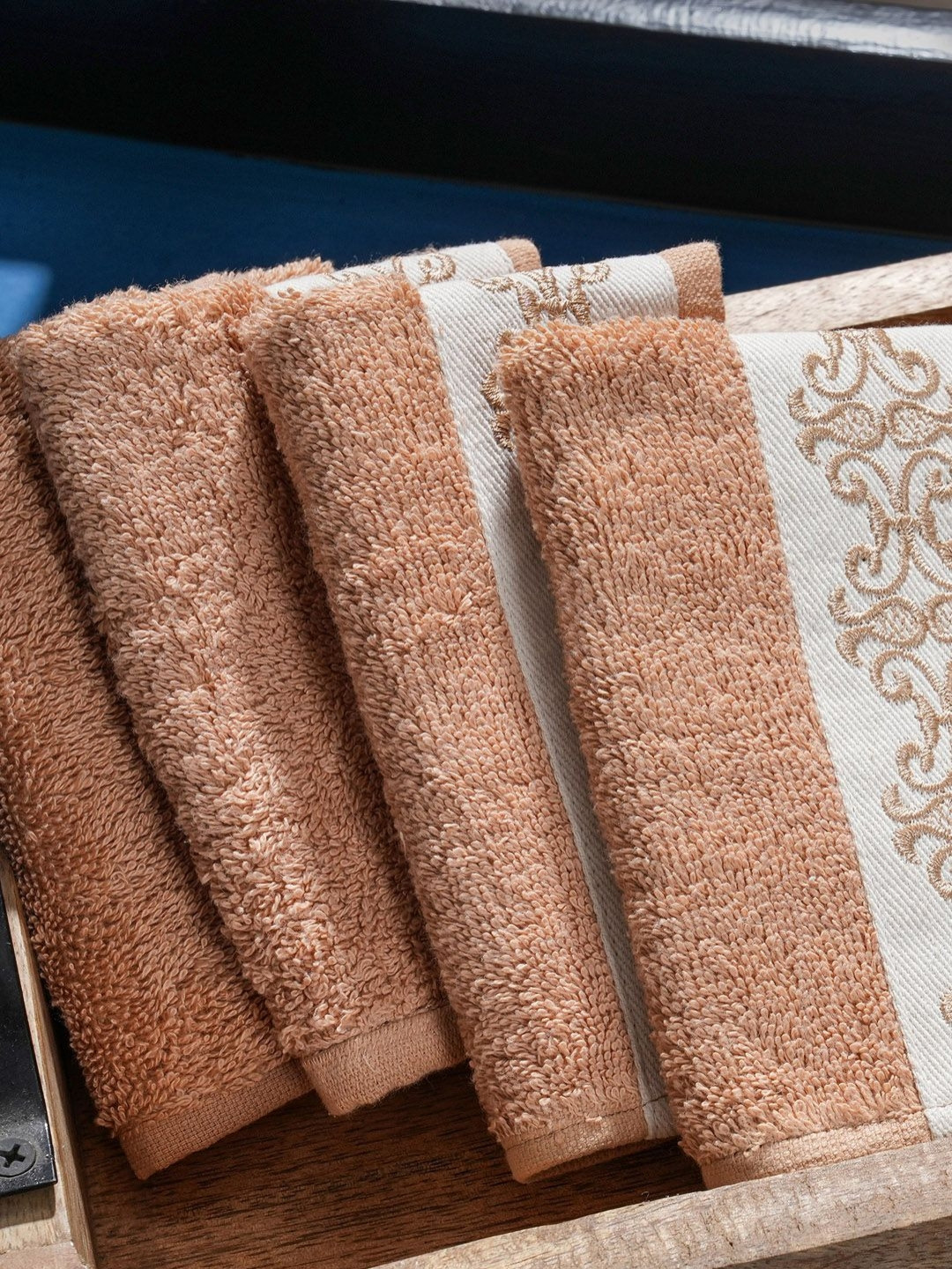 MASPAR Rust & Beige 4 Pieces 550 GSM Pure Cotton Soft & Absorbent Anti-Odor Face Towel Set