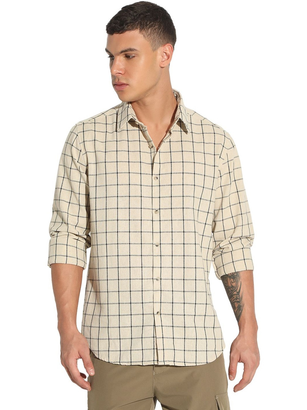 SHOWOFF Men Beige Windowpane Checks Spread Collar Long Sleeves Regular Fit Shirt