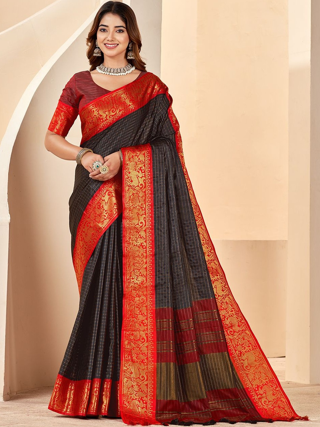 LeeliPeeri Designer Checked Woven Design Border Saree With Blouse Piece