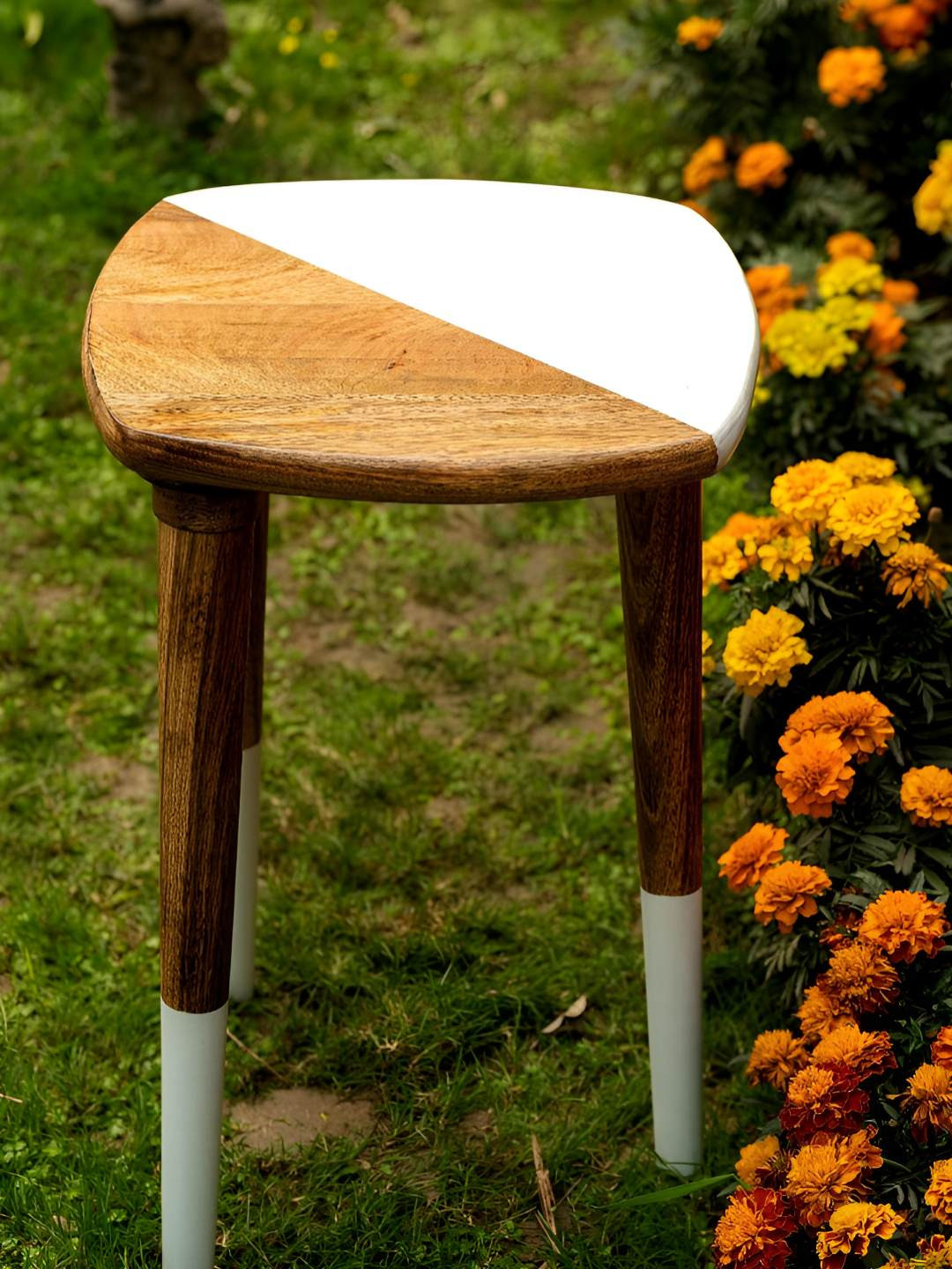 Araana Home Brown & White Textured Wooden Stool