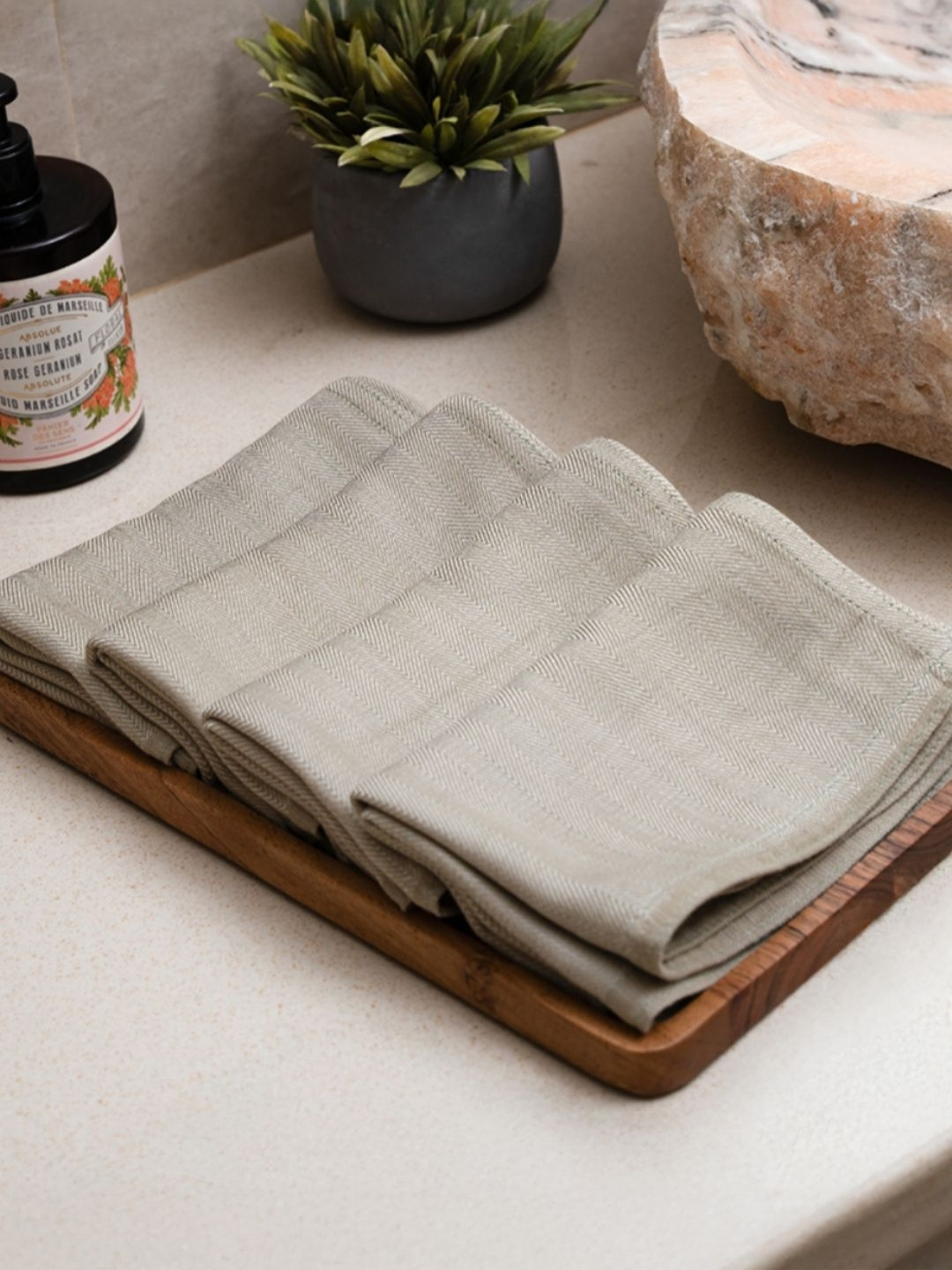 DEBAANS Olive 4 Pieces 250 GSM Hand Towels