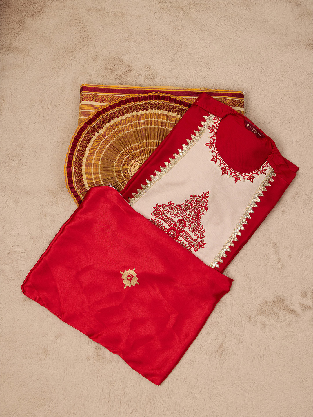 VASTRAMAY Men Kurta with Dhoti & Bag Festive Gift Set