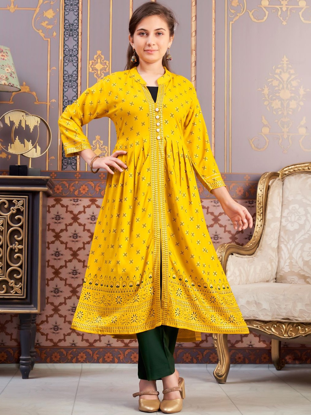 Muhuratam Girls Ethnic Wear Yellow-Dark Green Colour Foil Print Rayon Kurti Pant Set