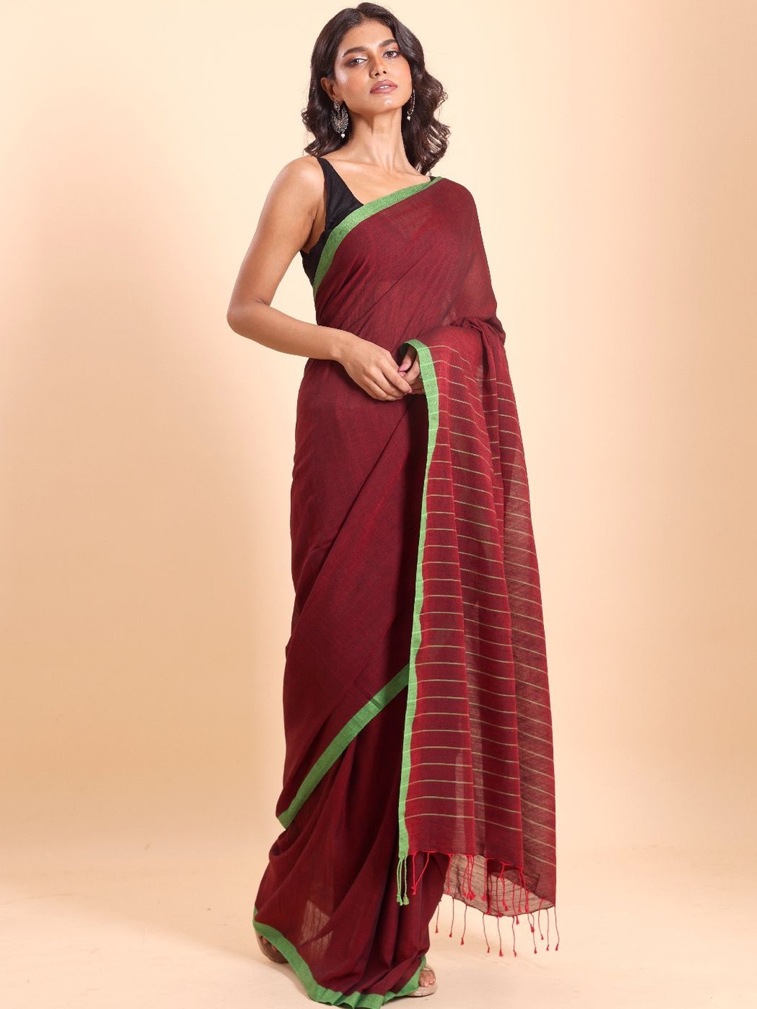 BLOUSON Striped Jamdani Saree With Blouse Piece