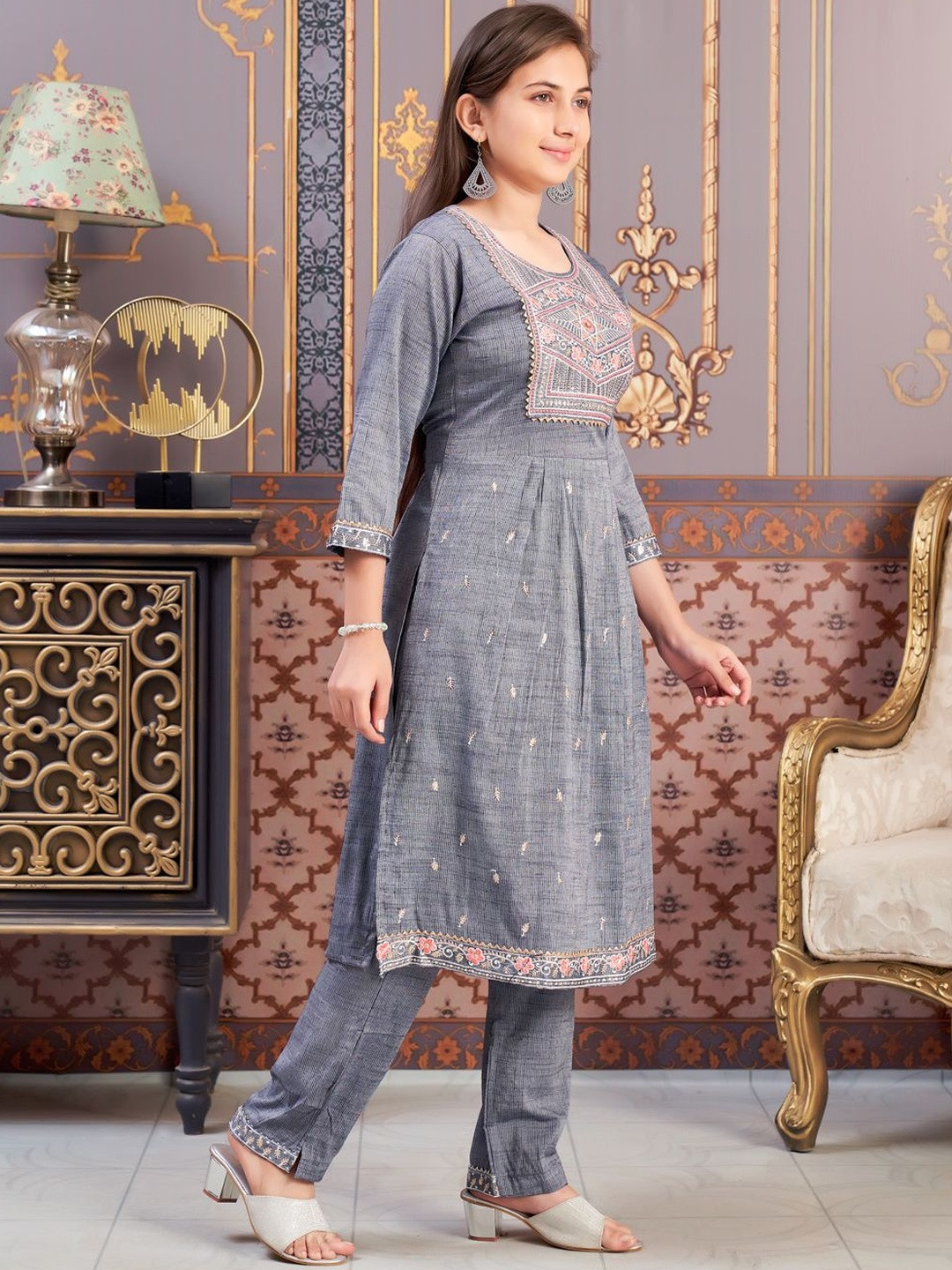 Muhuratam Girls Ethnic Wear Grey Colour Embroidery Cotton Kurti Pant Set