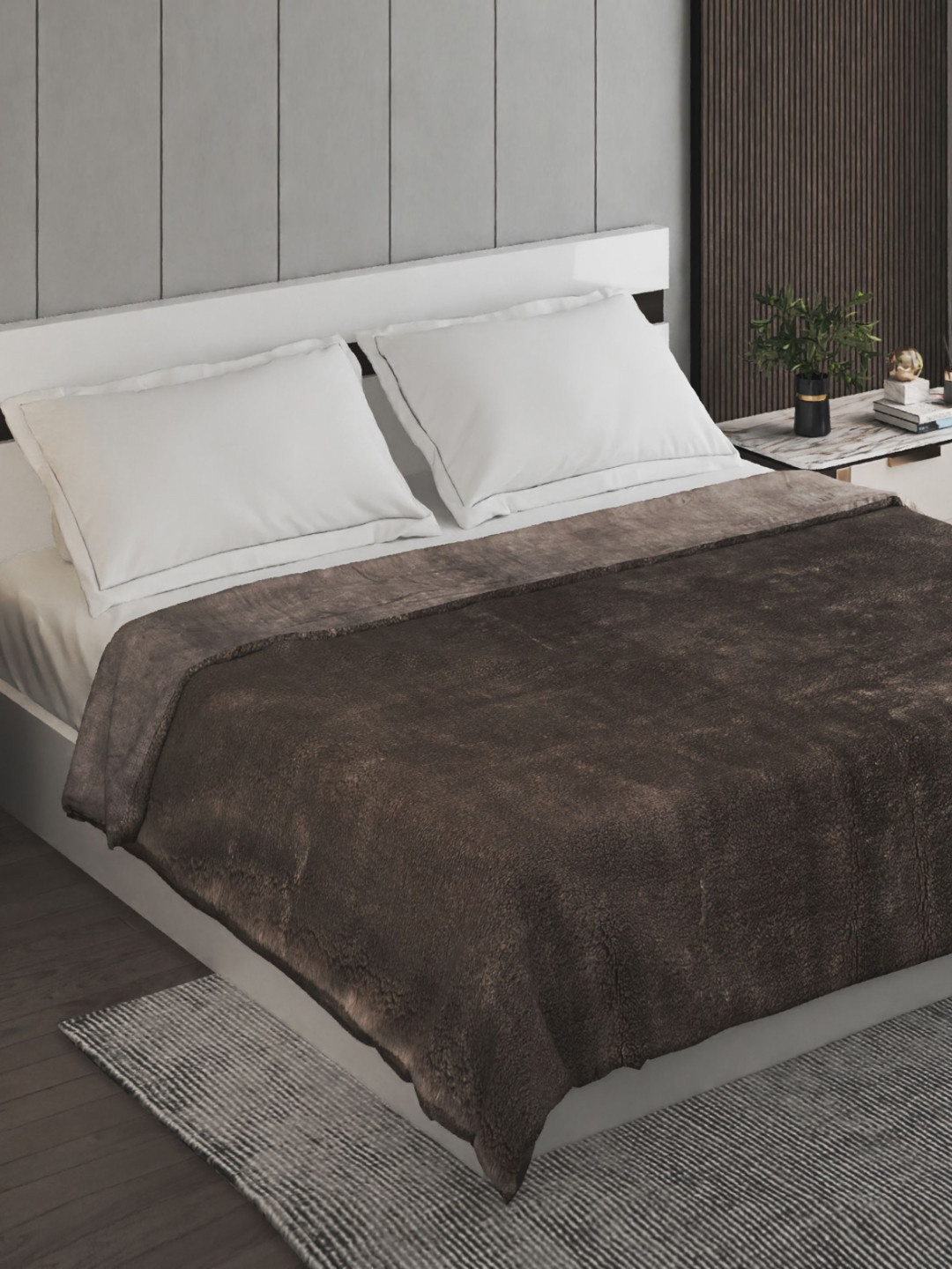 Home Centre Ellem Grey 300 GSM AC Room Double Bed Quilt