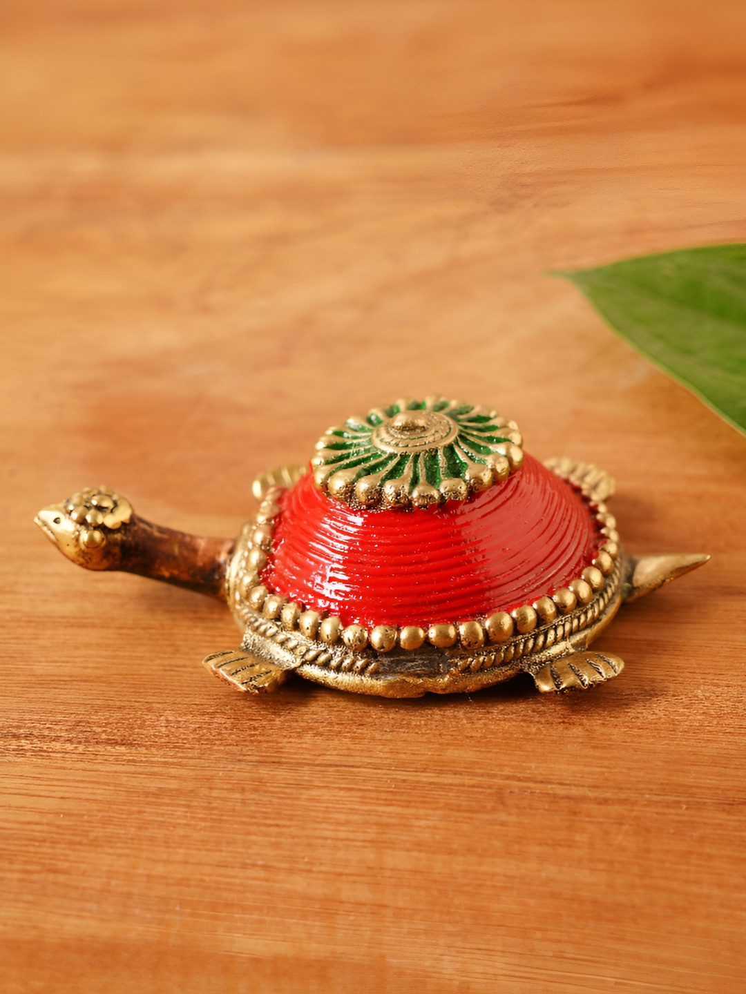 JAYPORE Red Glossy Idol Showpiece