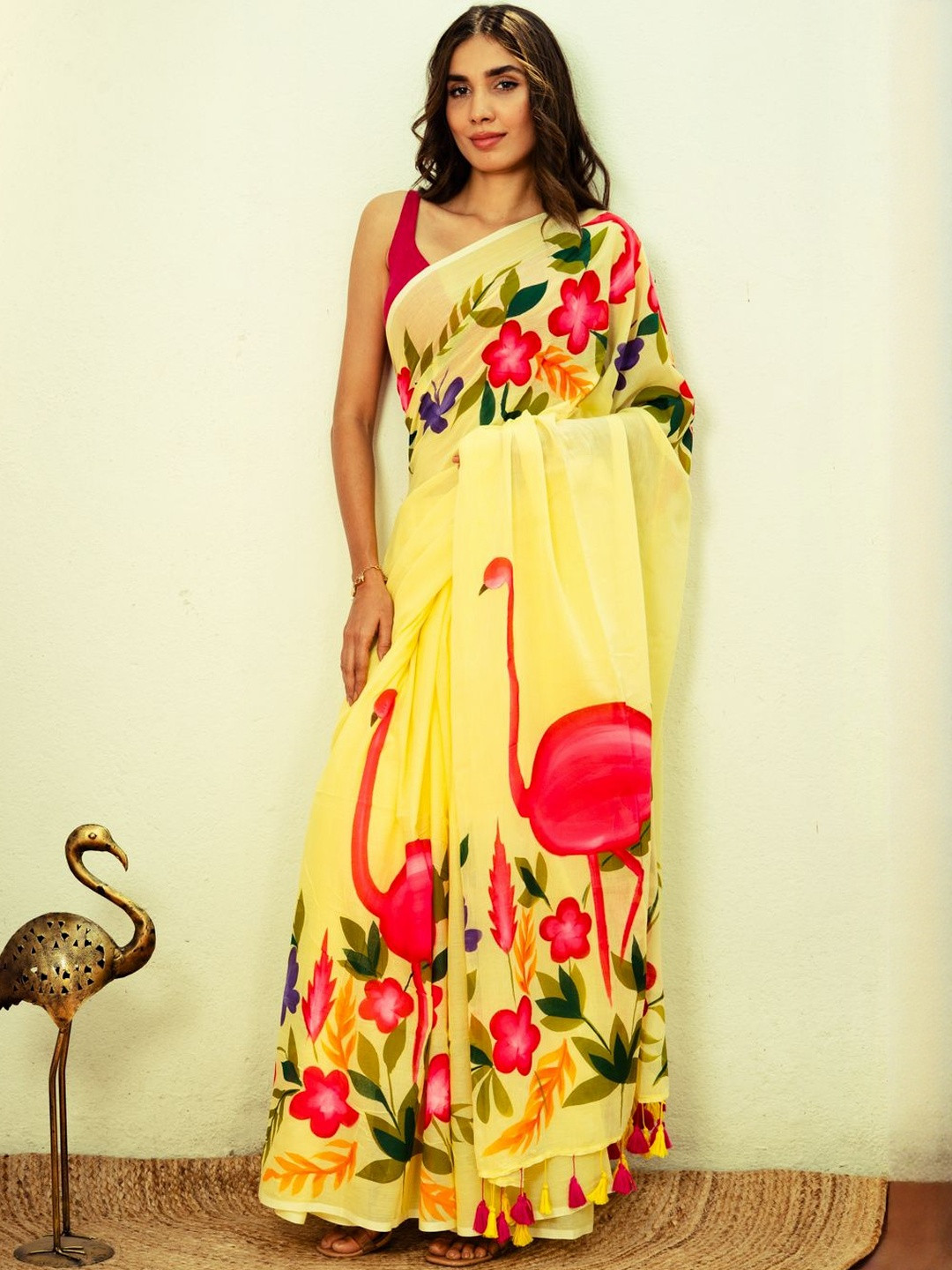 ETHNIC ELEMENTS Floral Printed Saree