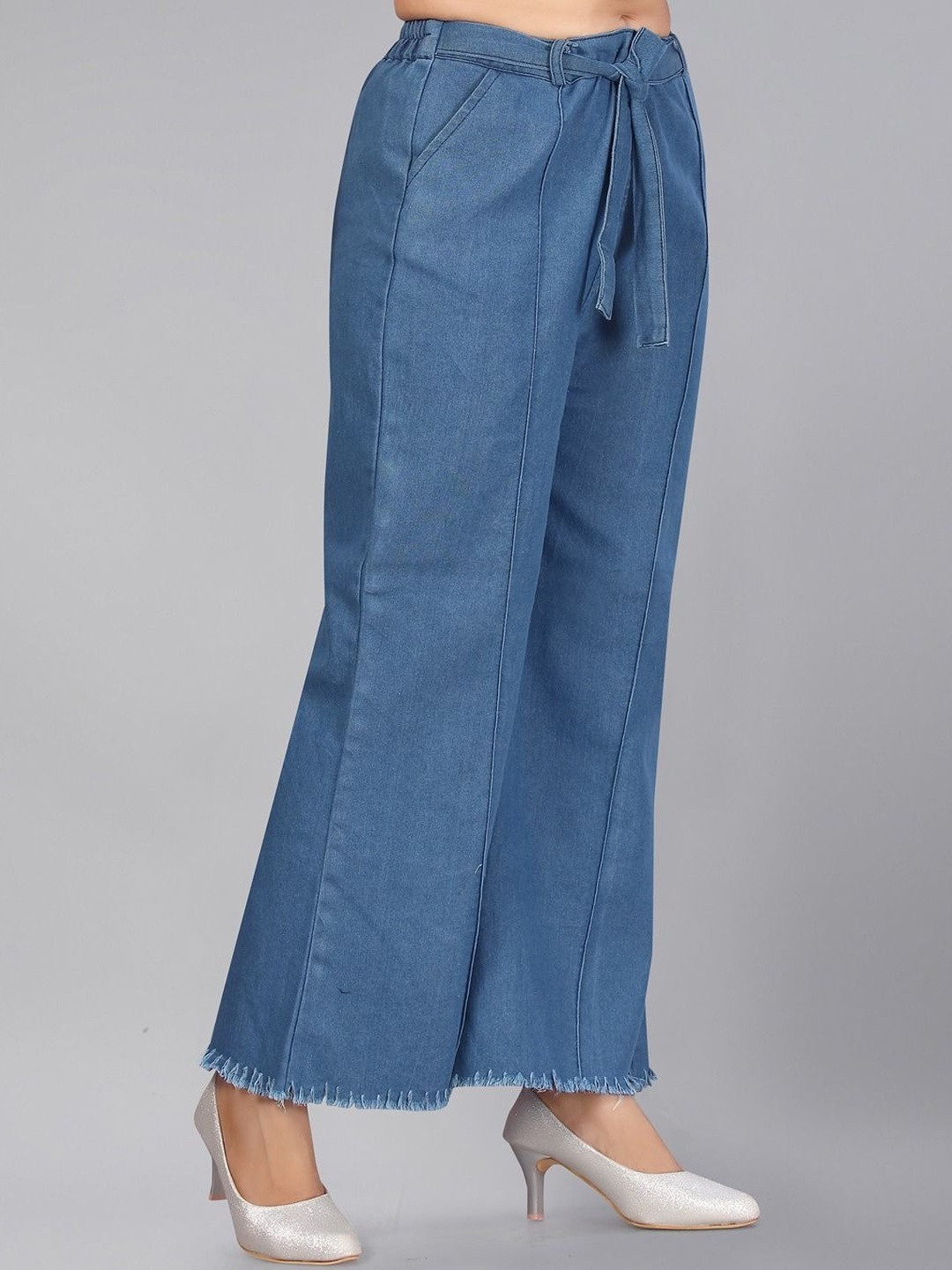 Muhuratam Girls Flared Mid-Rise Stretchable Jeans
