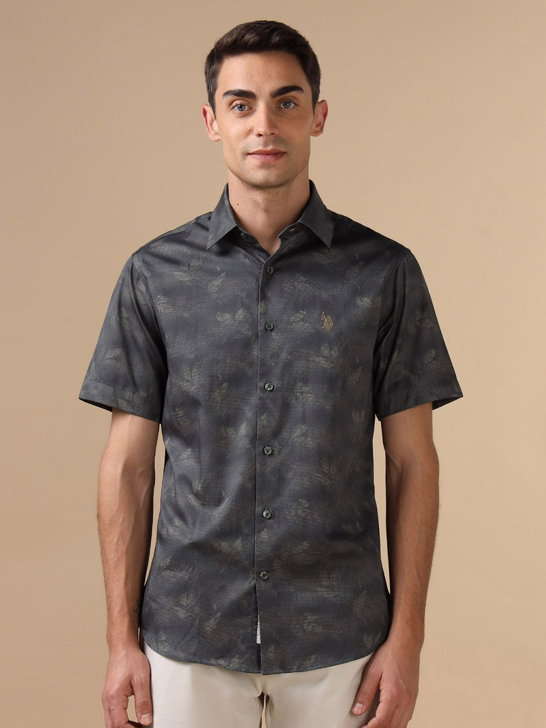 U.S. Polo Assn. Tailored Fit Spread Collar Floral Printed Satin Opaque Shirt