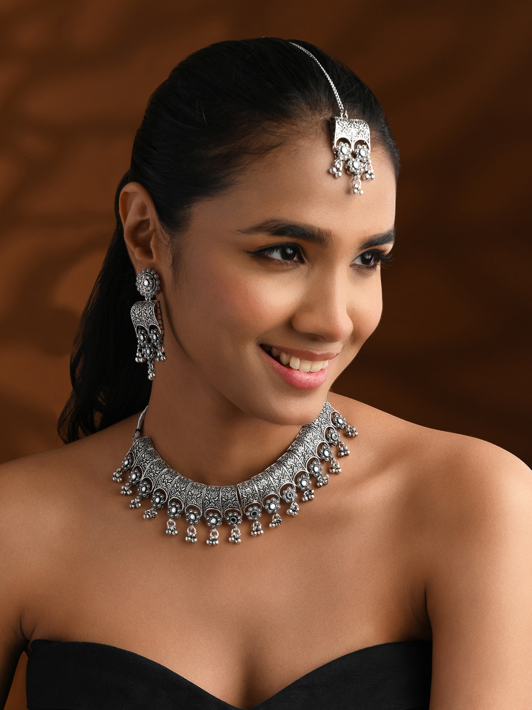 I Jewels Silver-Plated Choker Necklace and Earrings with Maang Tika