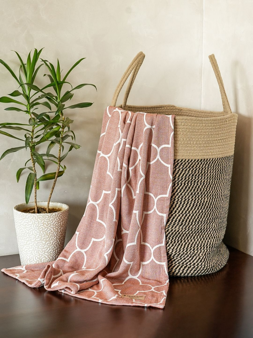DEBAANS Rust & White Bamboo 270 GSM Bath Towel