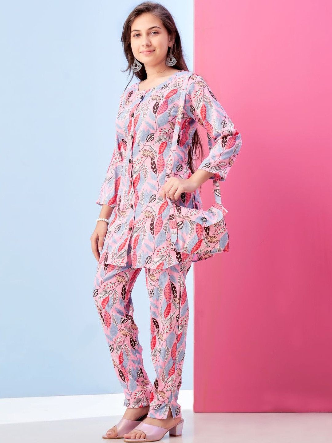 Muhuratam Girls Leaf Printed Polyester Co-ord Set