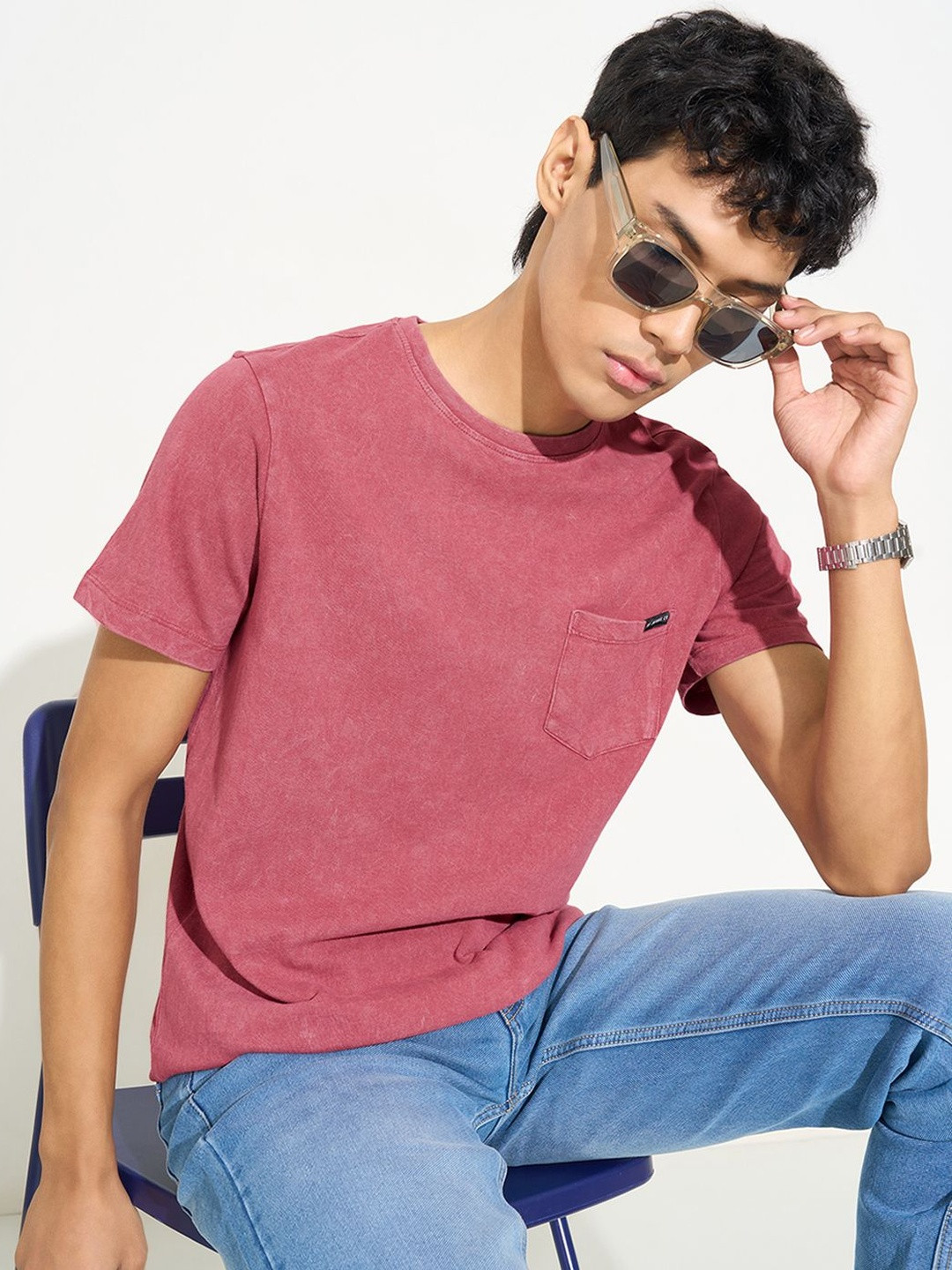 SF JEANS by Pantaloons Men Washed Effect Dyed Round Neck Pure Cotton T-shirt