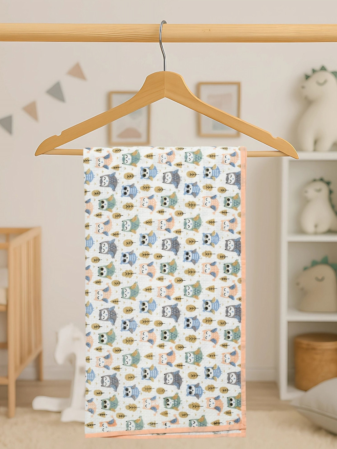 Texstylers Beige & White Cartoon Characters Printed Cotton 300 GSM Bath Towel