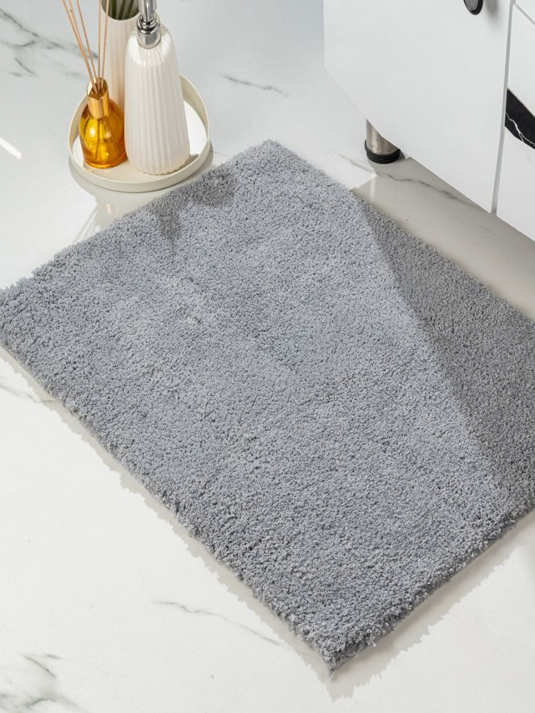 Saral Home Grey Soft Microfiber Anti-Skid Bath Mats