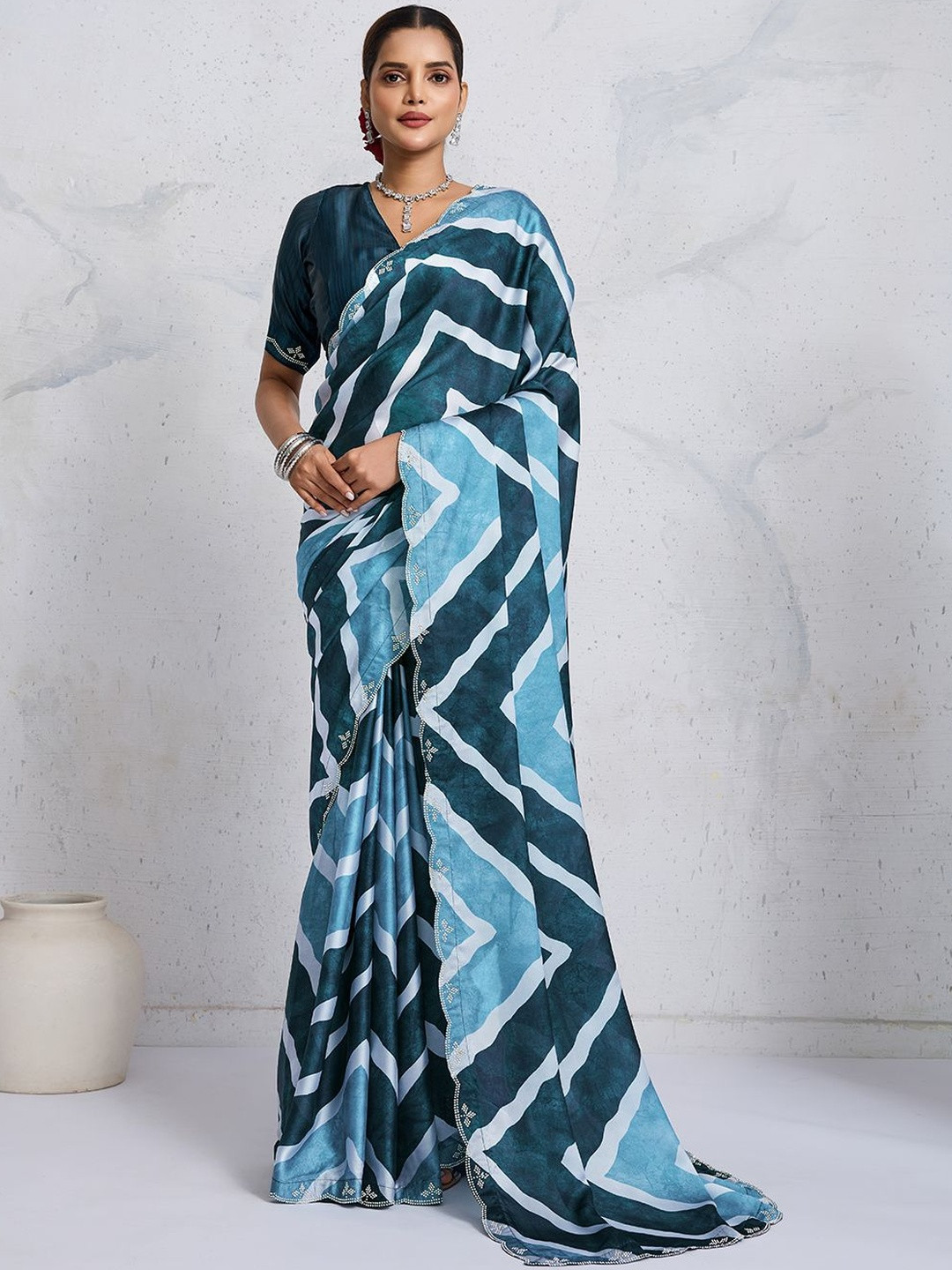100 Dreams Chevron Printed Embellished Border Saree