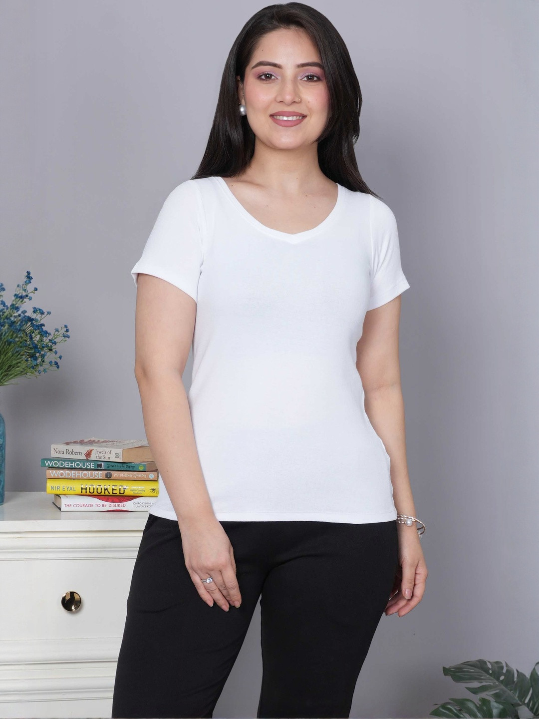 Mlada V-Neck Cotton Relaxed Fit T-shirt