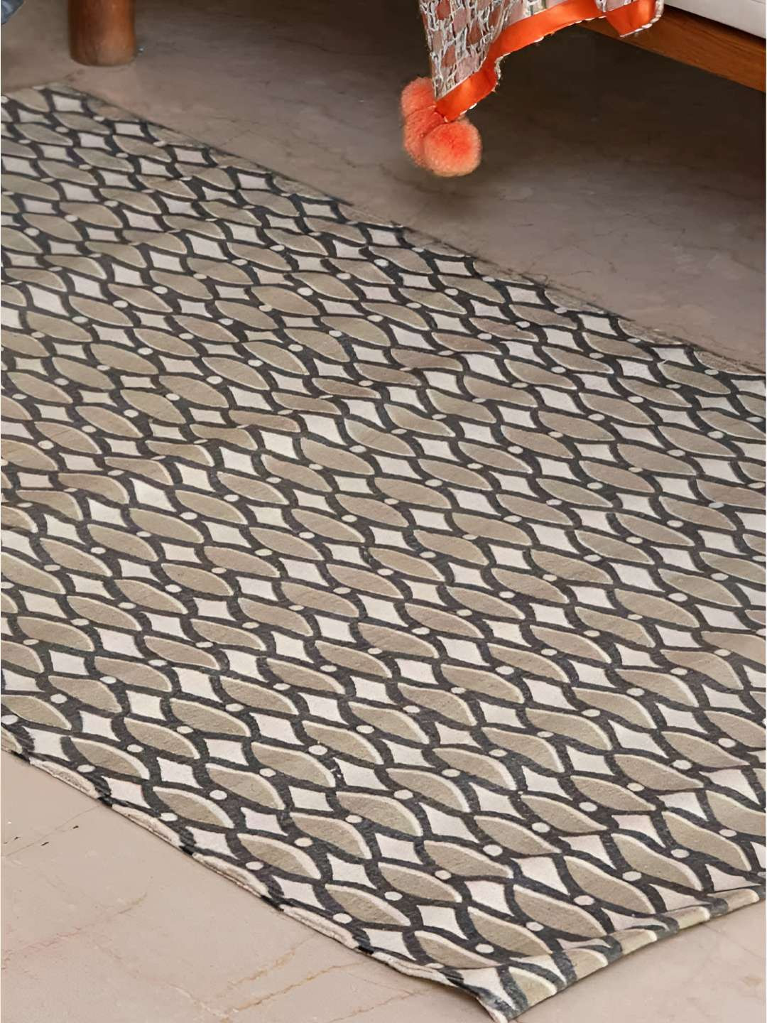 FREEDOM TREE Lakka Grey & White Geometric Printed Pure Cotton Dhurrie