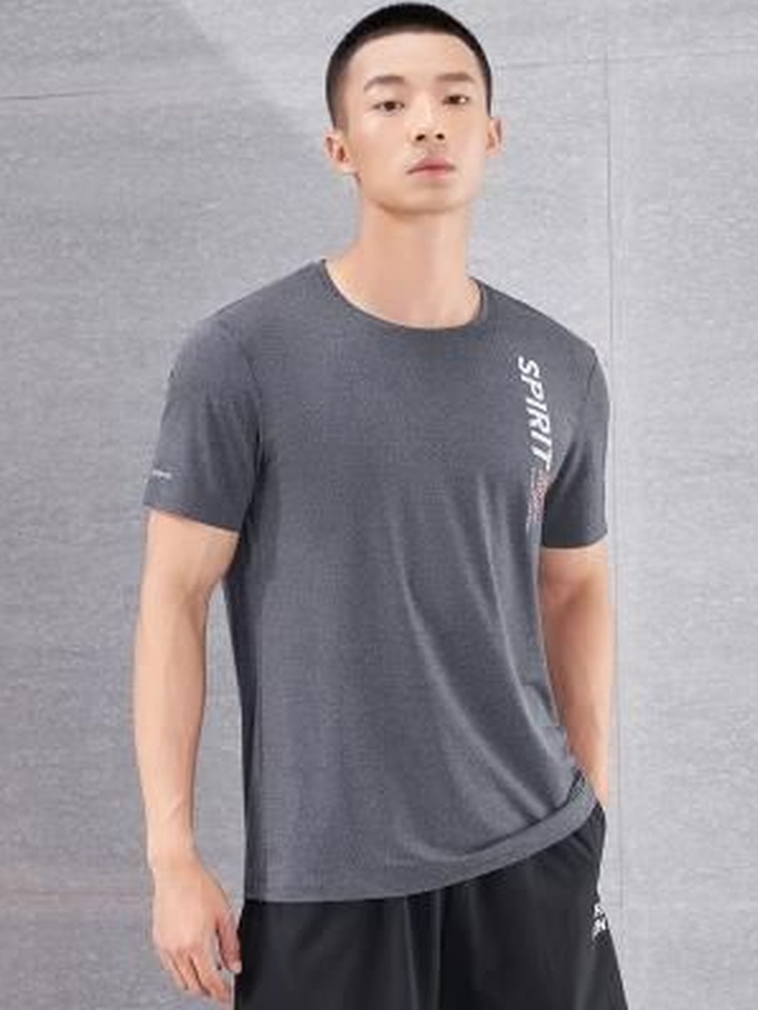 Xtep Typography Printed Round Neck Motion Dry T-shirt