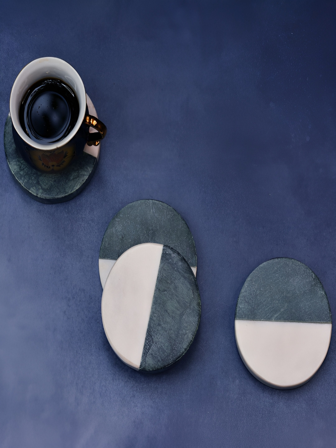 THE MOHRAJ 4 Pieces White & Green Marble Round Coasters