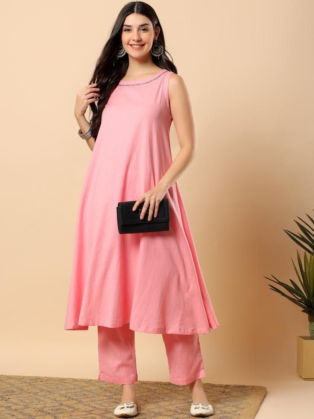 Pink Cotton Flex Solid & Hand Embroidery Work Kurta With Trousers Set