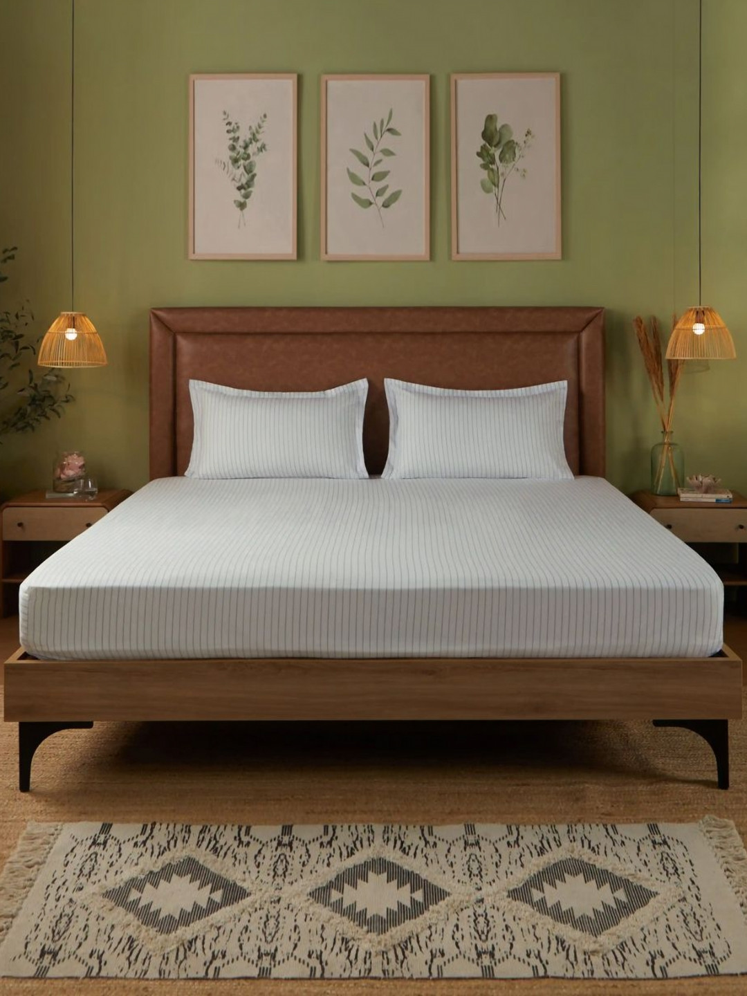 LIVSPACE Bloomshire Classic Blue Pure Cotton Geometric 144 TC Bedsheet Set-2.74 m X 2.74 m