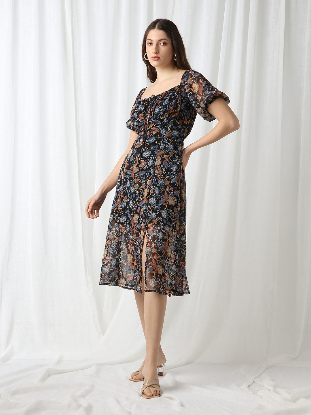Globus Women Square Neck Puff Sleeves Floral Print Tie-Up Detail Fit & Flare Midi Dress