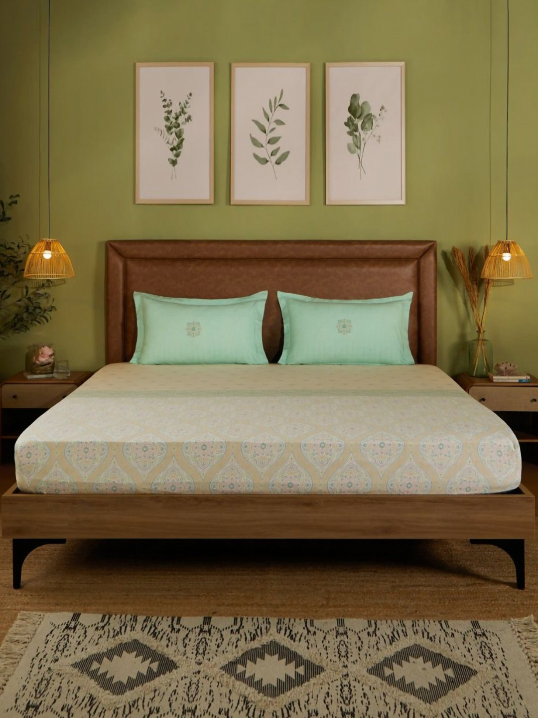 LIVSPACE Chippa Lane Green Ethnic Motifs 144 TC Cotton Queen Bedsheet Set 1.98 m x 1.58 m