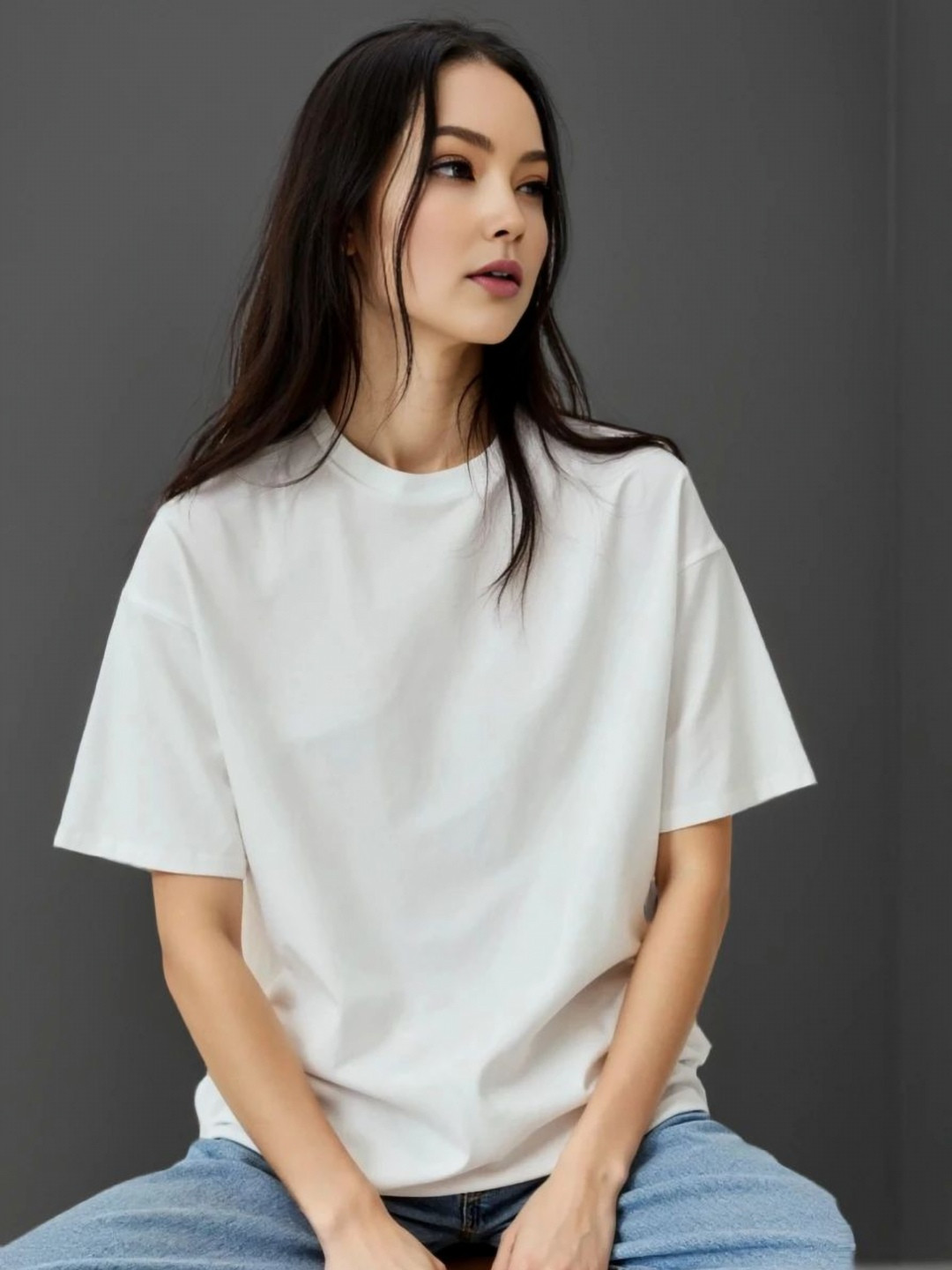 BLURR Short Sleeves Round Neck Oversized Cotton T-shirt