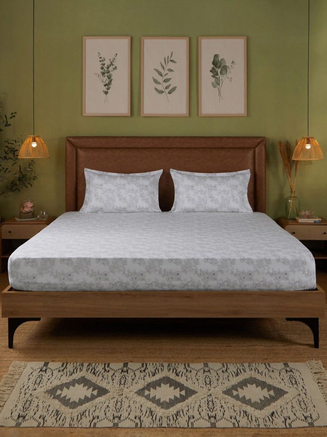 LIVSPACE Bloomshire Classic Grey Printed Pure Cotton 144 TC King Bedsheet Set 1.98 x 1.82m