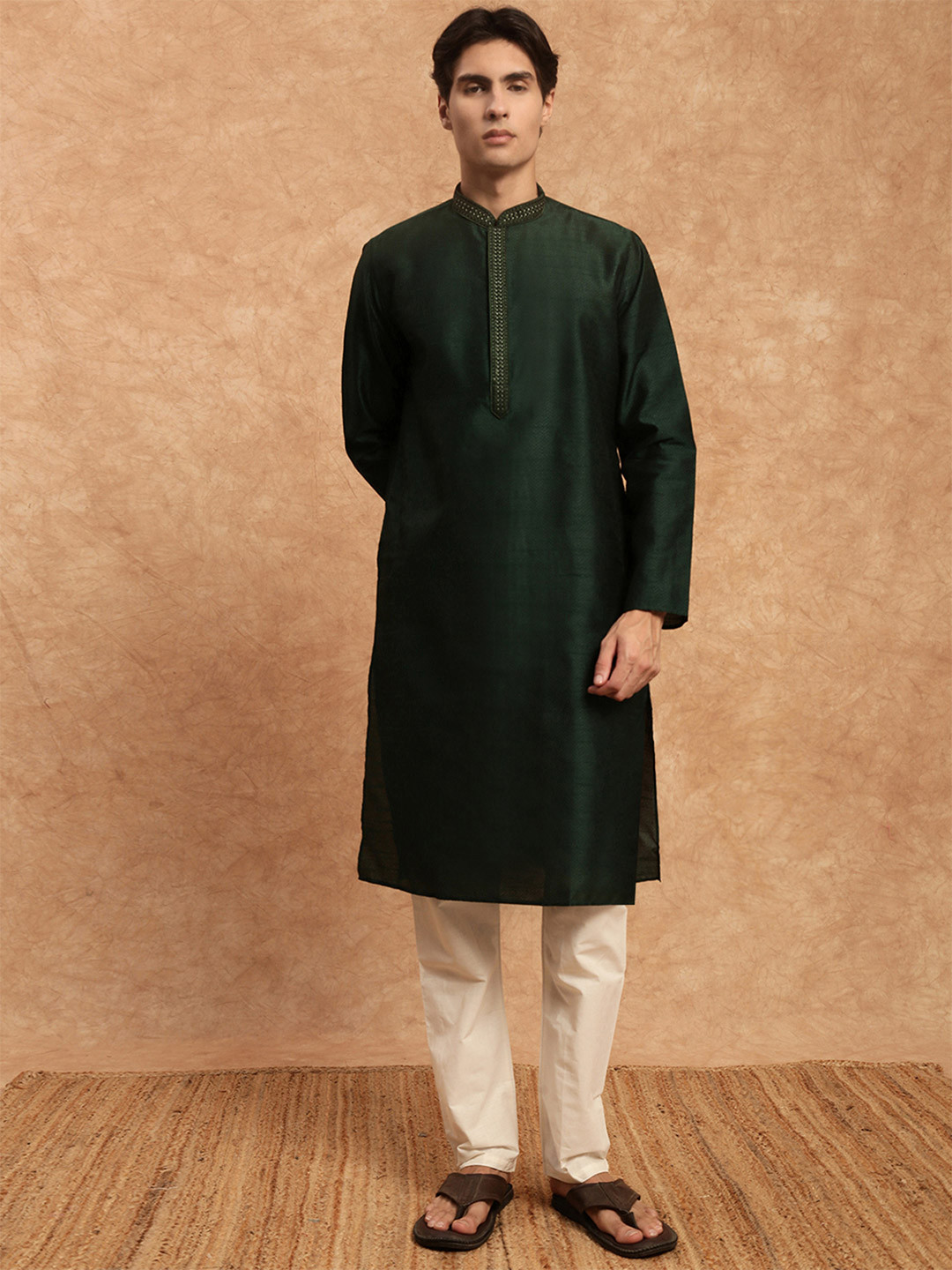 Men's Stylish Deep Green Solid Traditional Silk Kurta Set by Souragya
