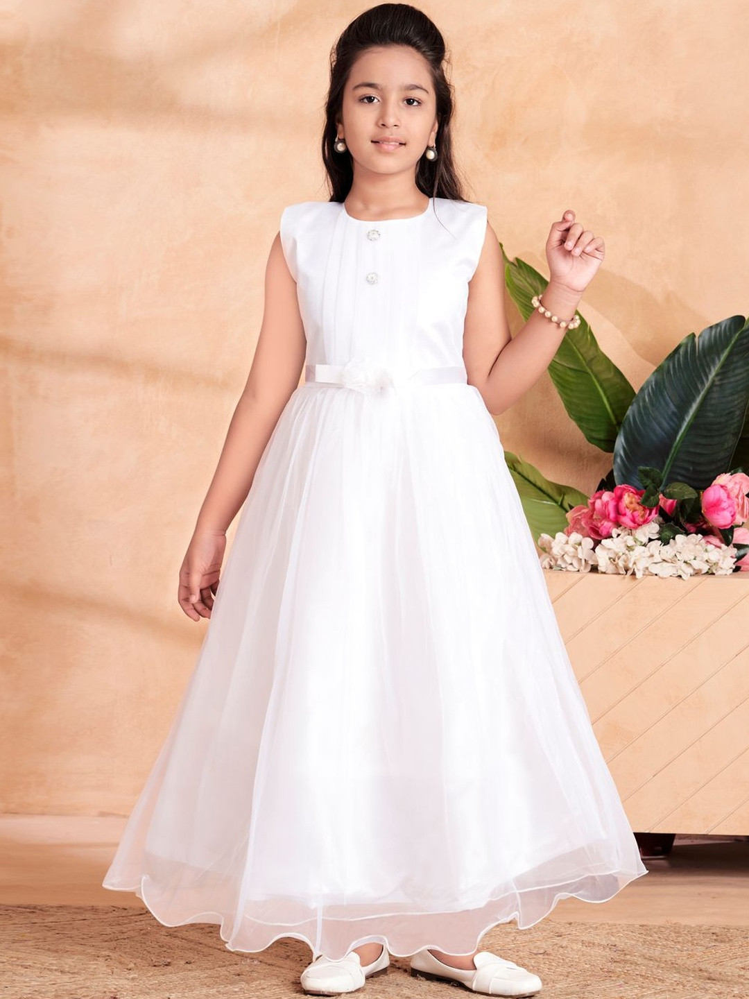 Muhuratam Girls Solid Round Neck Net Gown Dresses