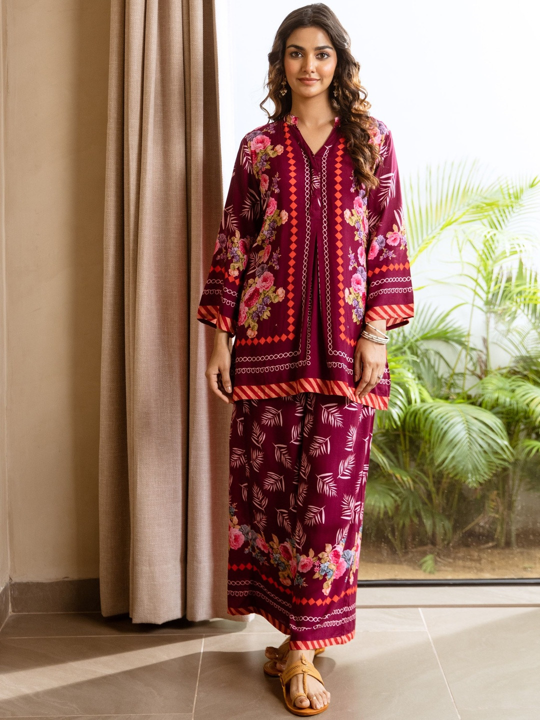 Sangria Women's Wine Rayon Tunic & 1 Palazzo Co-Ords Set