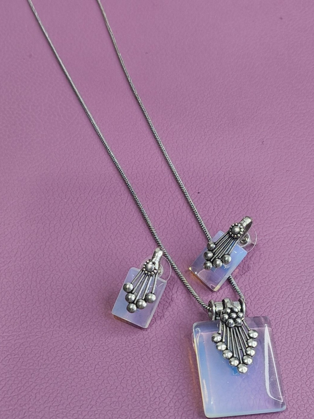 MK gallery Silver-Plated Stone-Studded Jewellery Set