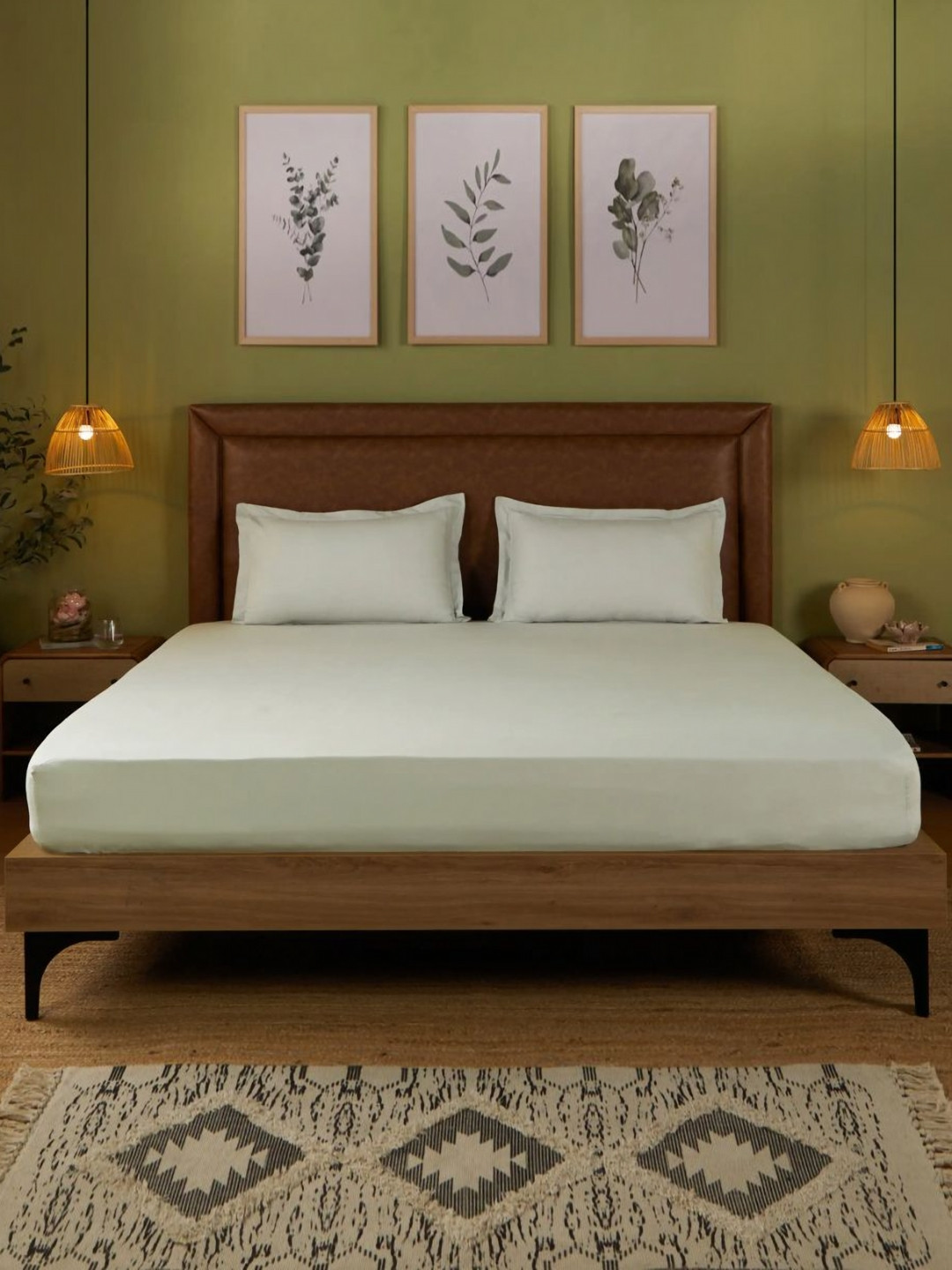 LIVSPACE Paleto Silver-Toned Pure Cotton 144 TC Fitted Queen Bedsheet Set-1.98 m X 1.58 m