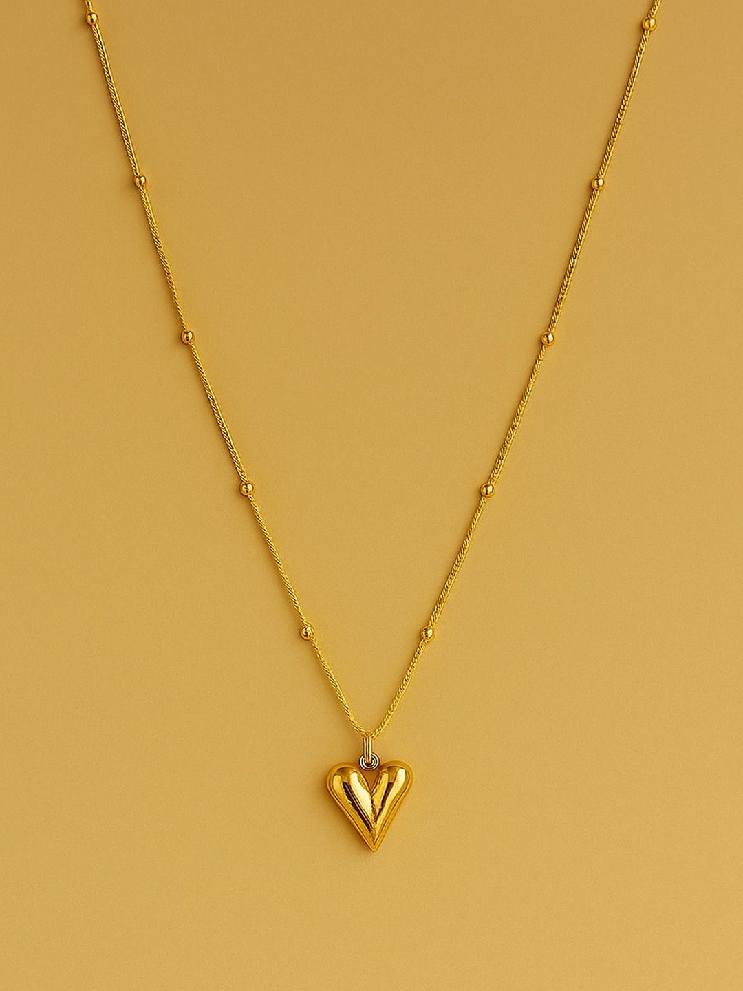 Modfuse Gold Heart Pendant Necklace