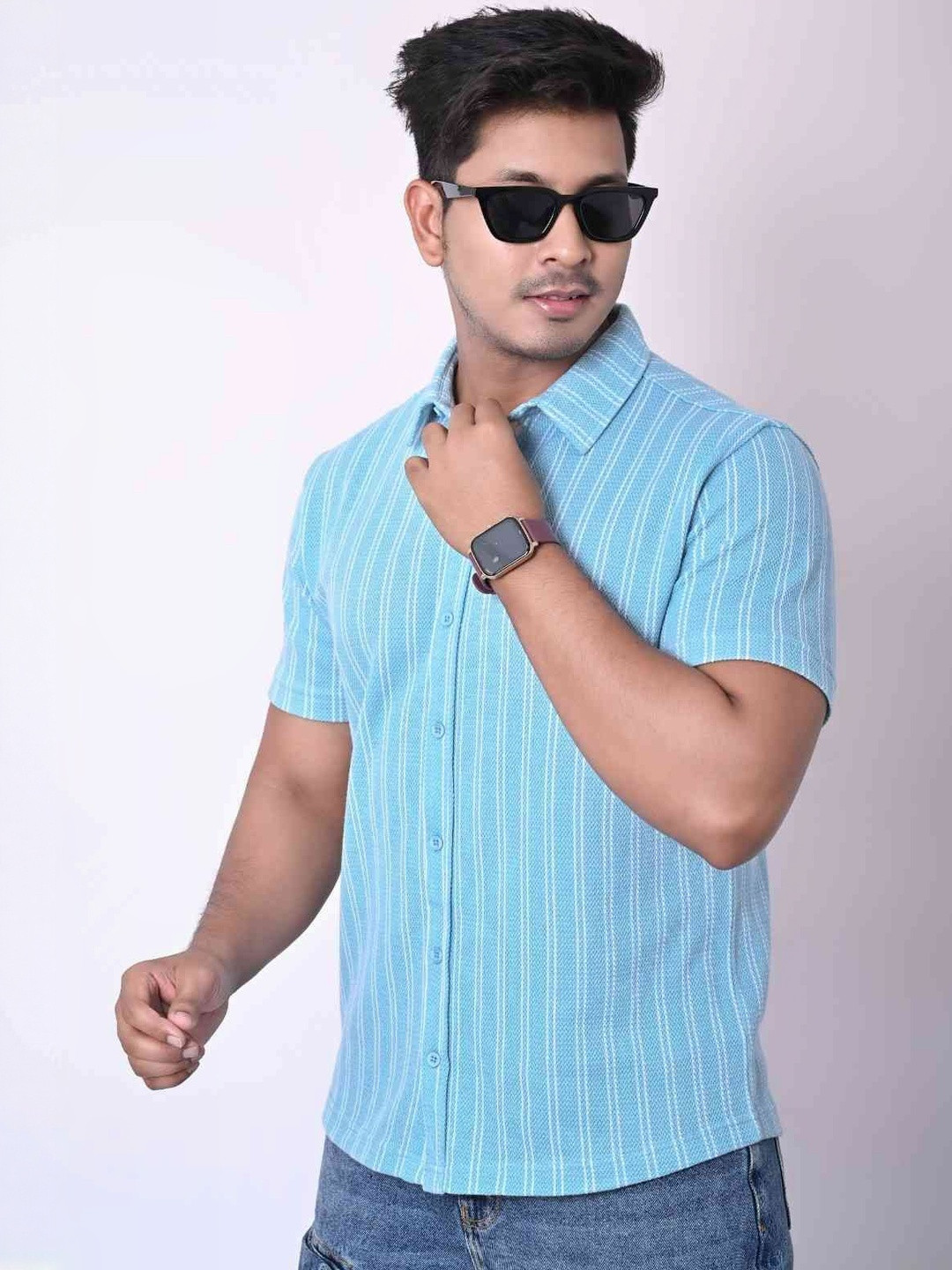 IMPERIO Men Vertical Striped Spread Collar Slim Fit Casual Shirt